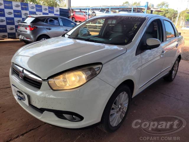 2016 FIAT GRAND SIENA 