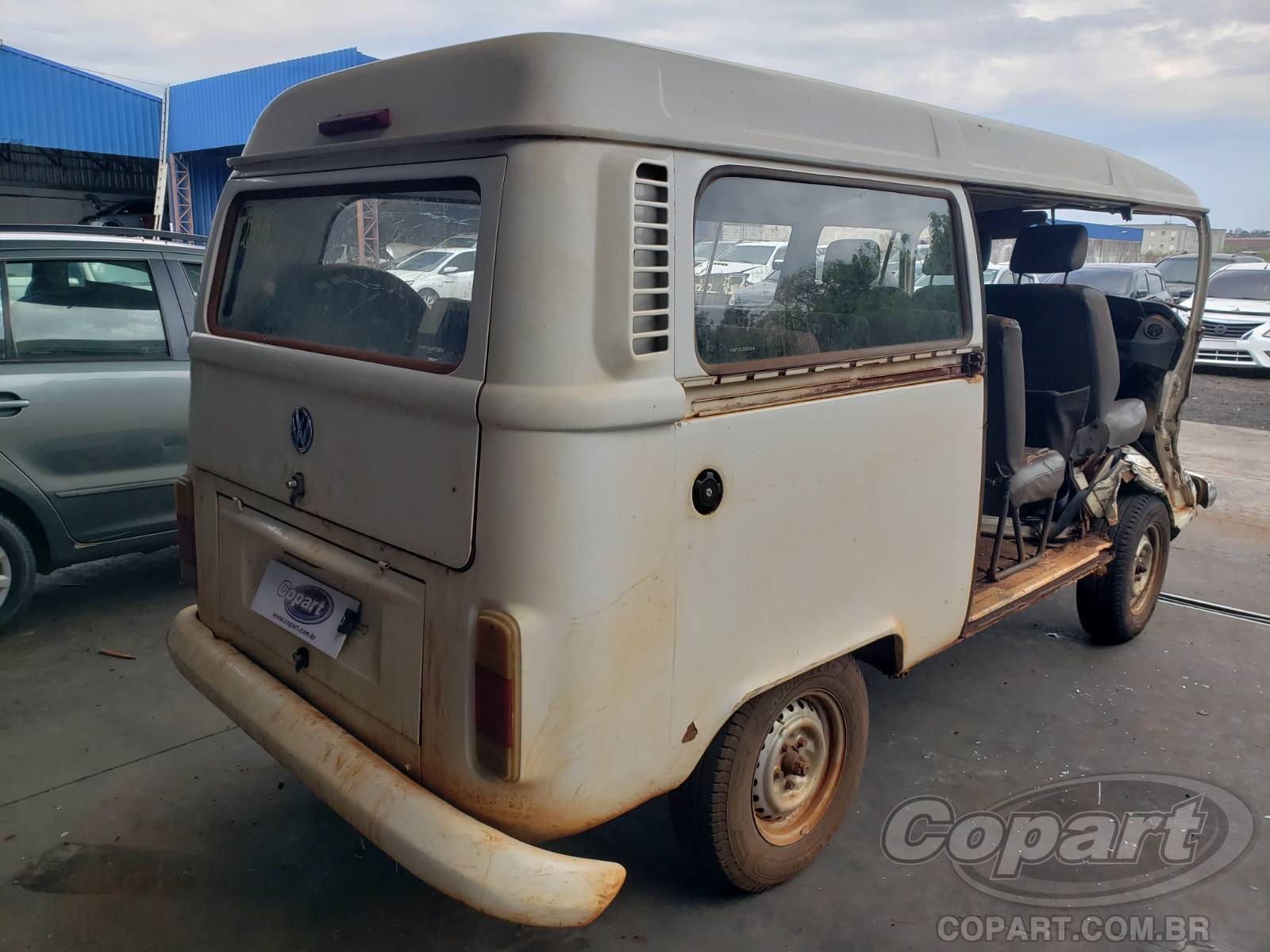 2013 VOLKSWAGEN KOMBI — foto 4 de 11