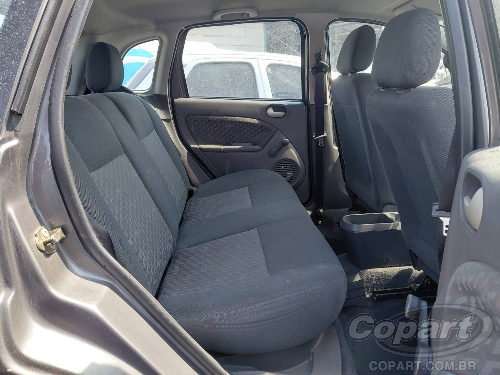 2004 FORD FIESTA — foto 6 de 10