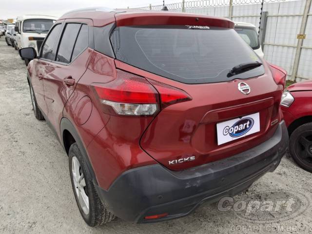 2019 NISSAN KICKS 