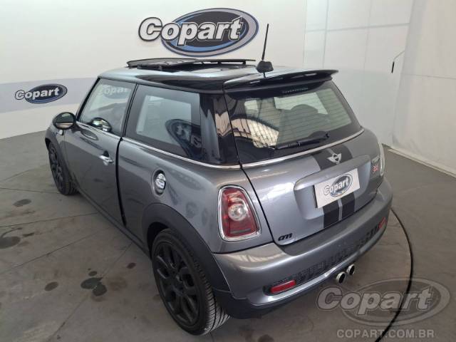 2010 MINI COOPER 