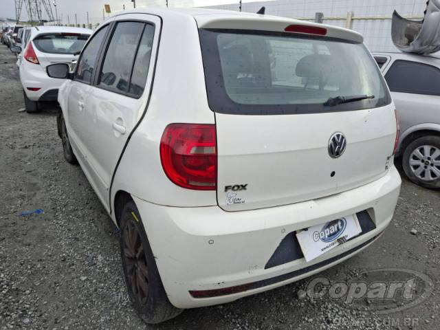 2014 VOLKSWAGEN FOX 