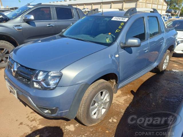 2016 RENAULT DUSTER OROCH 