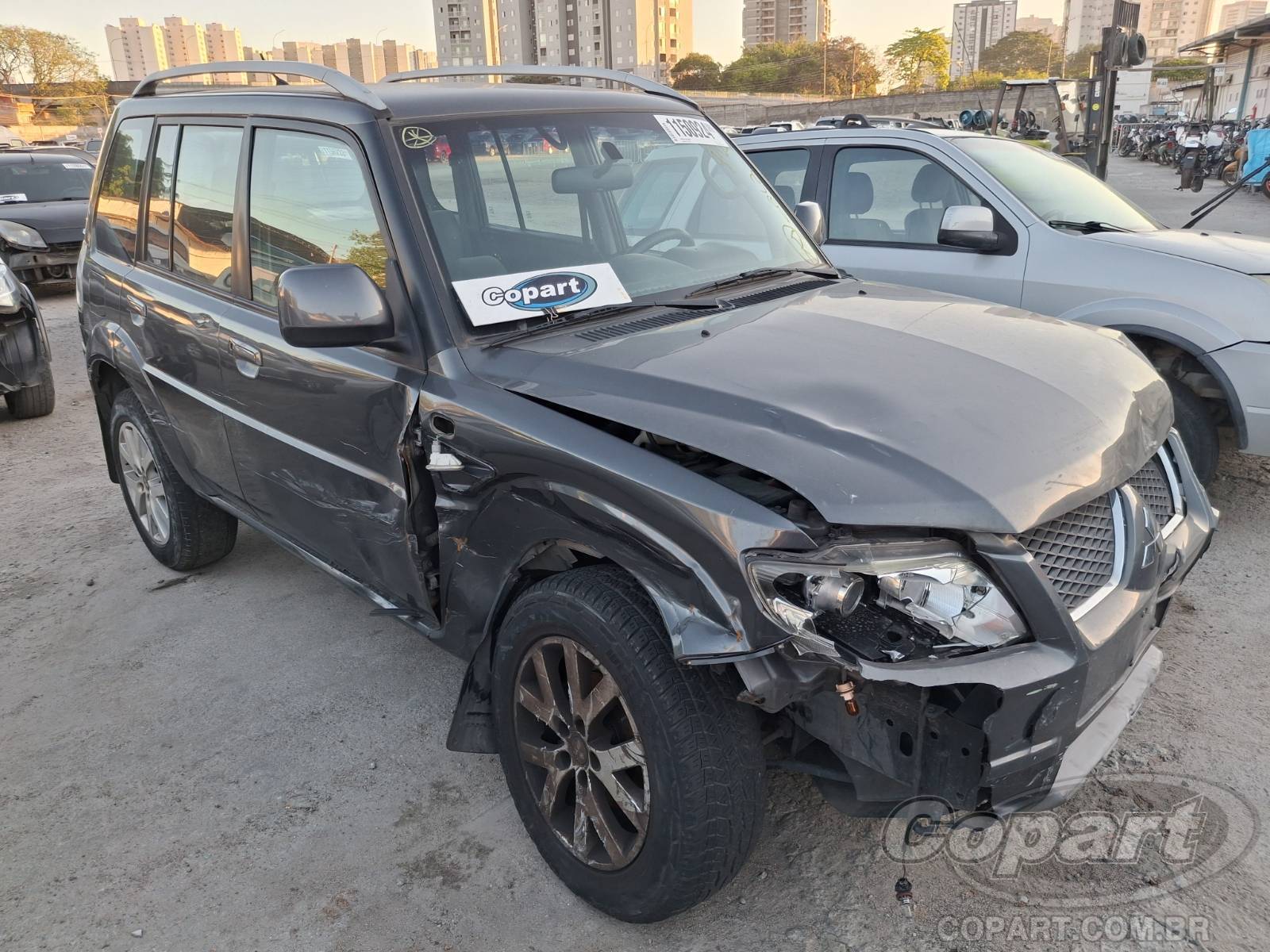 Mitsubishi Pajero Tr4 2012 em leilão