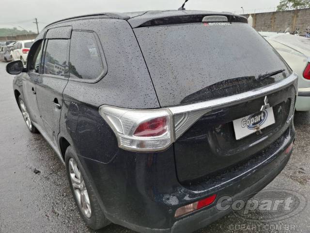 2014 MITSUBISHI OUTLANDER 