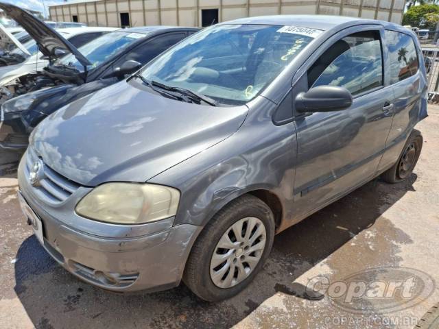 2004 VOLKSWAGEN FOX 