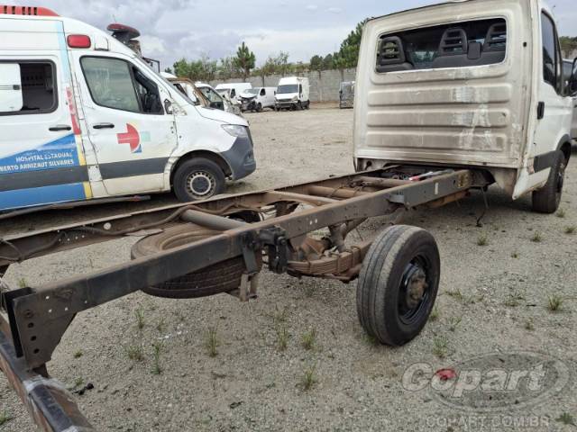 2014 IVECO DAILY CHASSI 