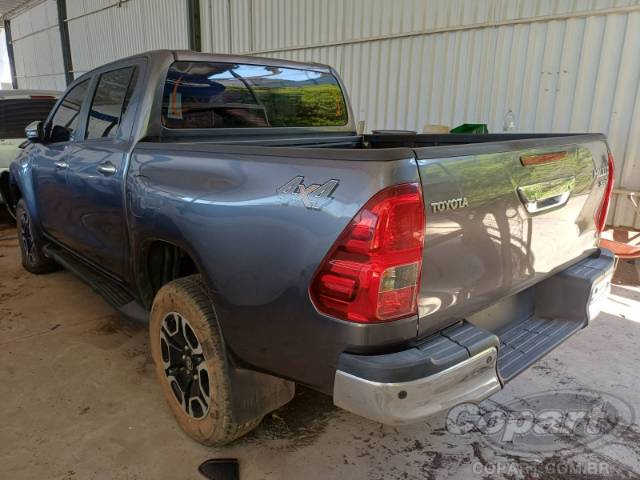 2022 TOYOTA HILUX CD 
