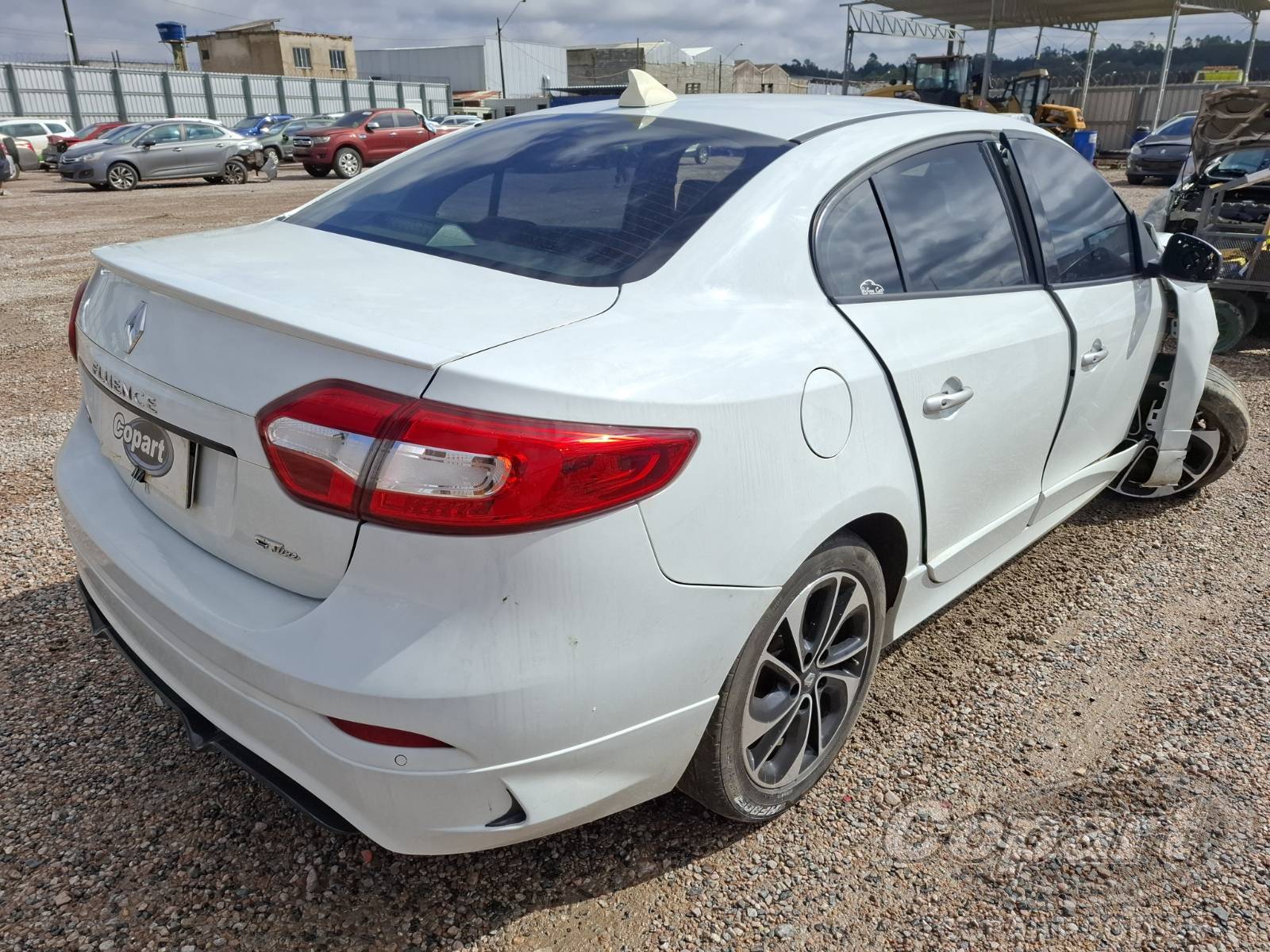 Foto 4: 2016 RENAULT FLUENCE