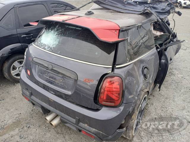 2021 MINI COOPER 