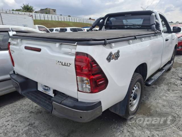 2025 TOYOTA HILUX CS 