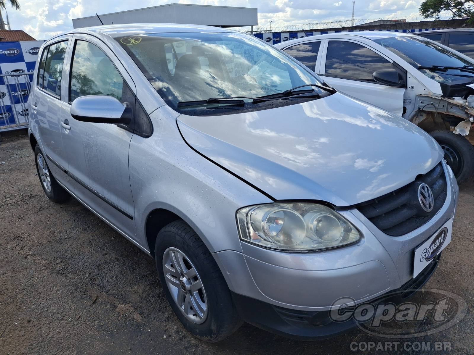 Veículo VW - VolksWagen Fox Volkswagen Fox 1.0 Total Flex 2010 2010 em leilão