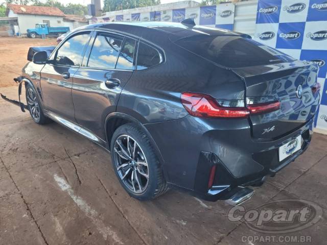 2024 BMW X4 
