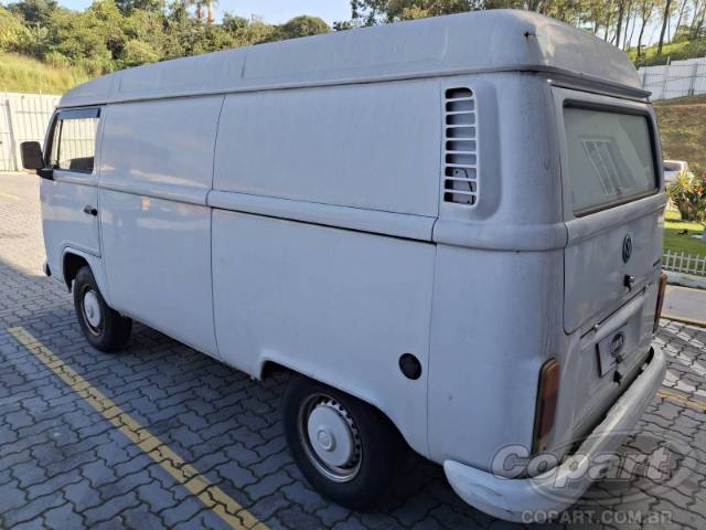 2009 VOLKSWAGEN KOMBI FURGAO 