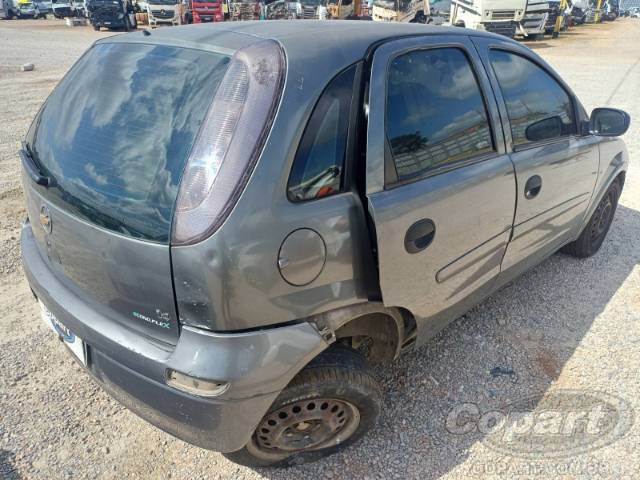 2011 CHEVROLET CORSA 