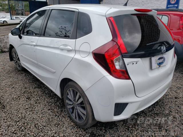 2016 HONDA FIT 