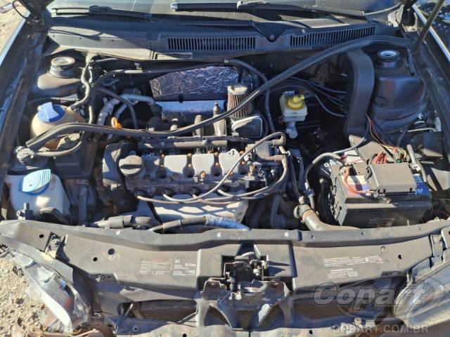 2003 VOLKSWAGEN GOLF 