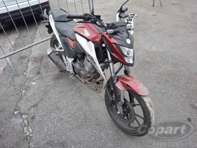 2026 HONDA CB 300F 
