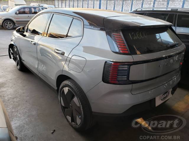 2024 VOLVO EX30 
