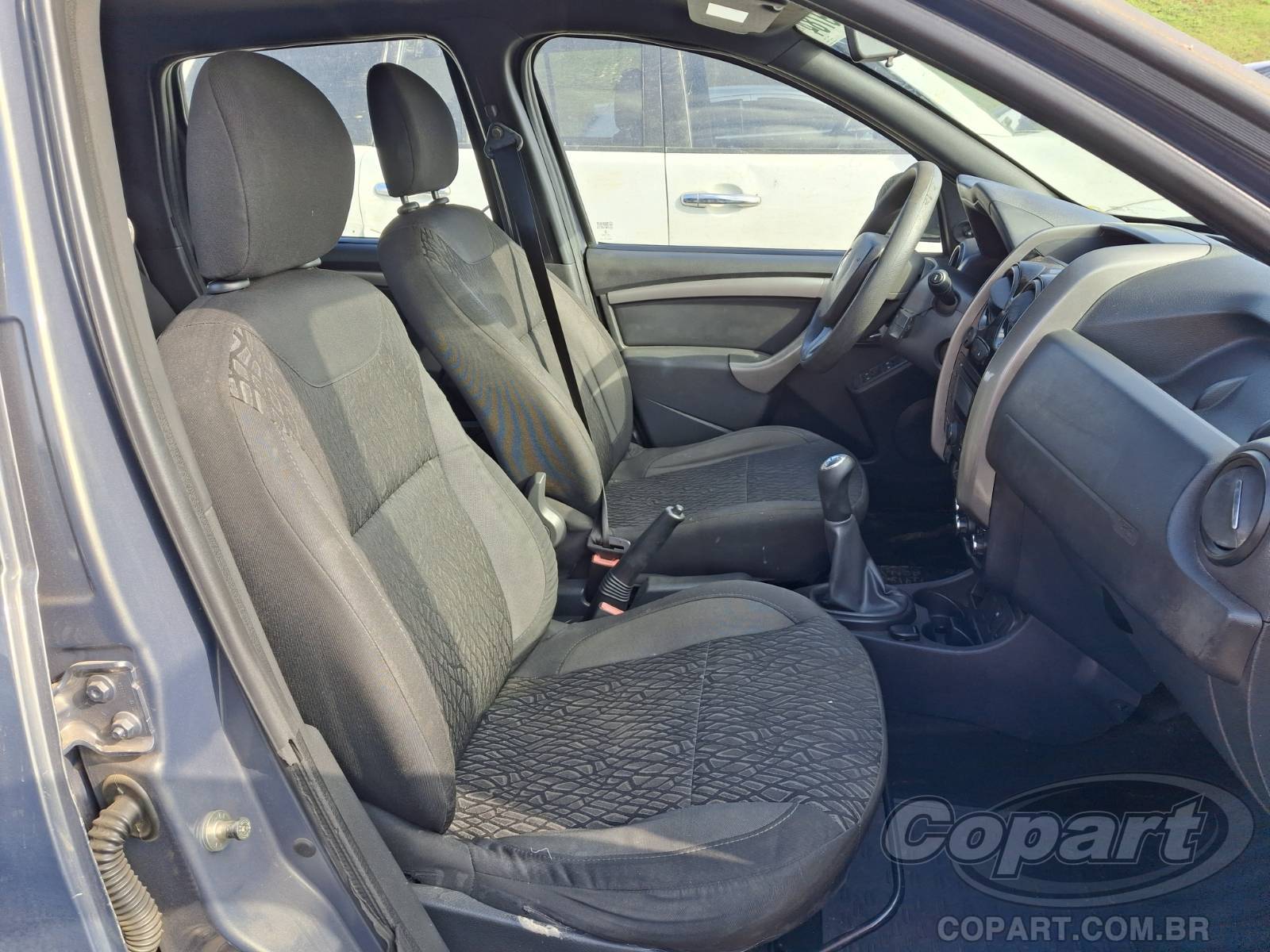 2018 RENAULT DUSTER — foto 5 de 12