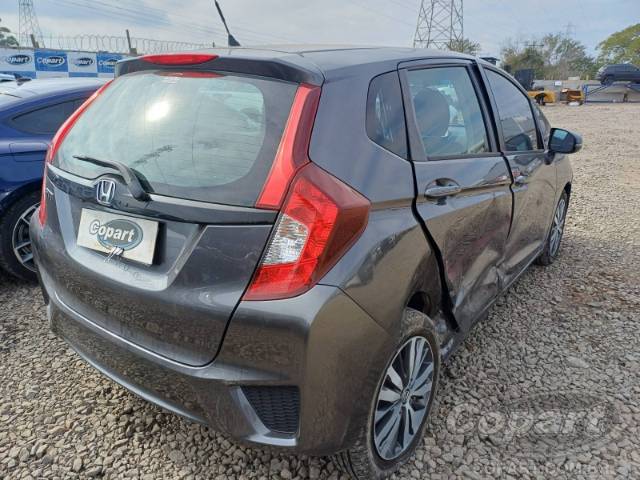 2016 HONDA FIT 