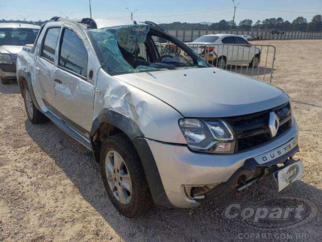 2021 RENAULT DUSTER OROCH 