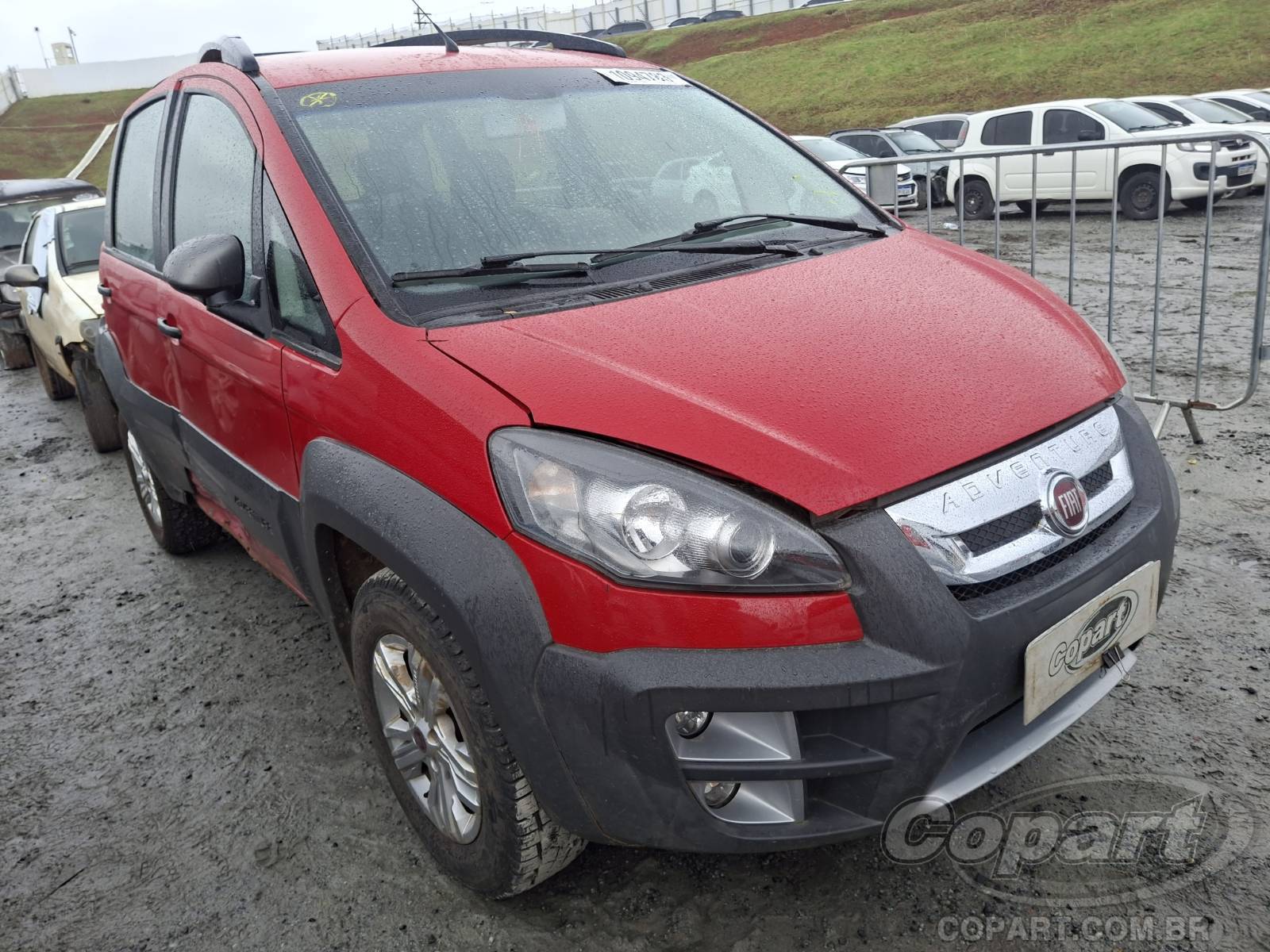 Veículo Fiat Idea Fiat Idea Adventure 1.8 16V E.torQ 2015 2015 em leilão
