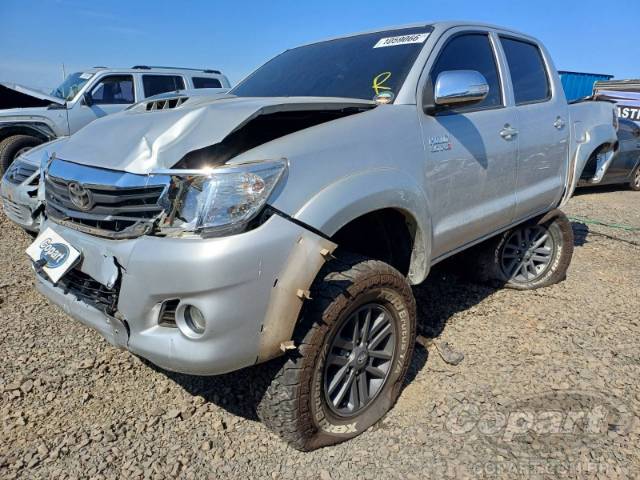 2014 TOYOTA HILUX CD 
