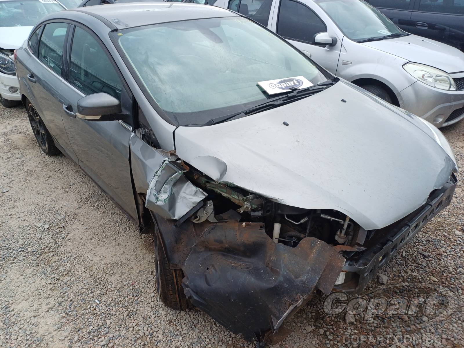 Ford Focus Sedan Titanium PowerShift 2.0 2014 Médio Dano Frontal