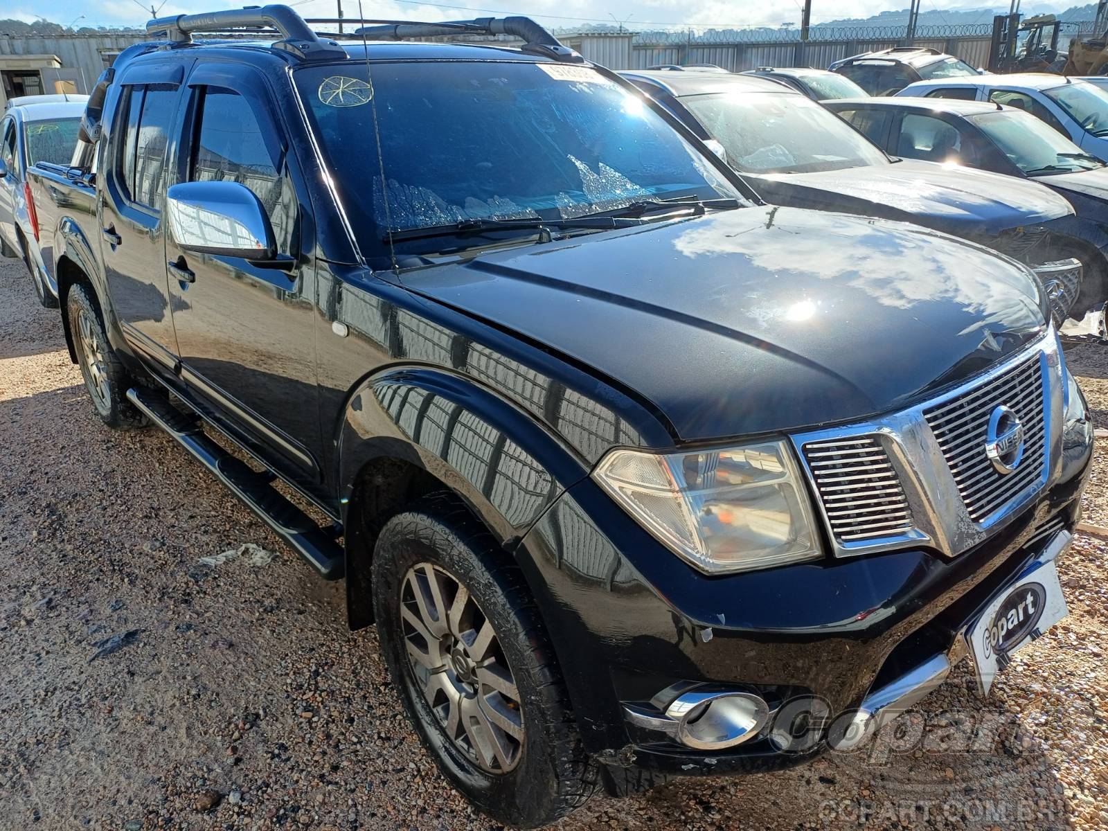 Veículo Nissan Frontier Nissan Frontier CD SL AT 2.5 Turbo 2014 Pequena Monta 2014 em leilão