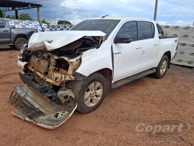 2018 TOYOTA HILUX CD 