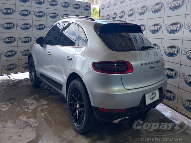 2017 PORSCHE MACAN 