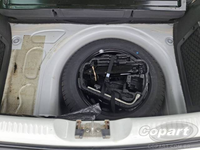 2013 VOLKSWAGEN FOX 