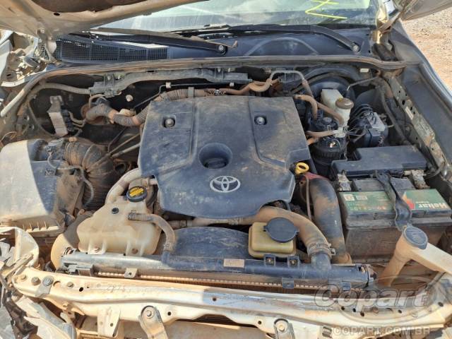 2016 TOYOTA HILUX CD 