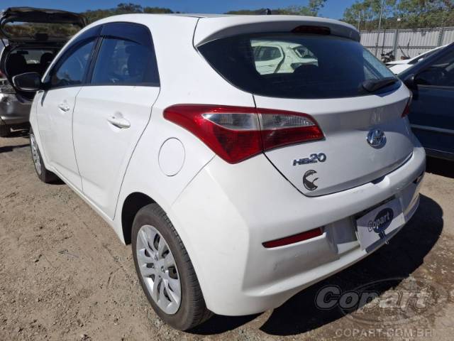 2016 HYUNDAI HB20 