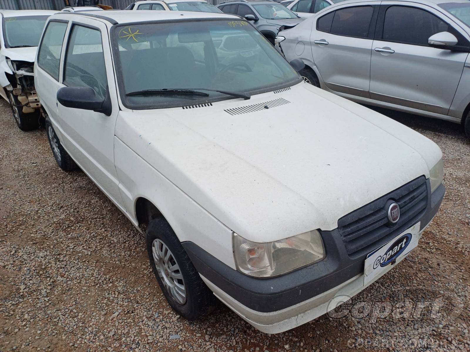 Veículo Fiat Uno Fiat Uno Mille Fire Economy 1.0 2011 2011 em leilão