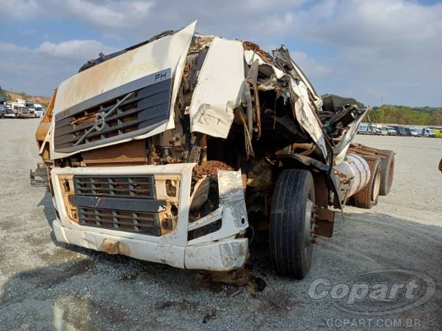 2015 VOLVO FH 