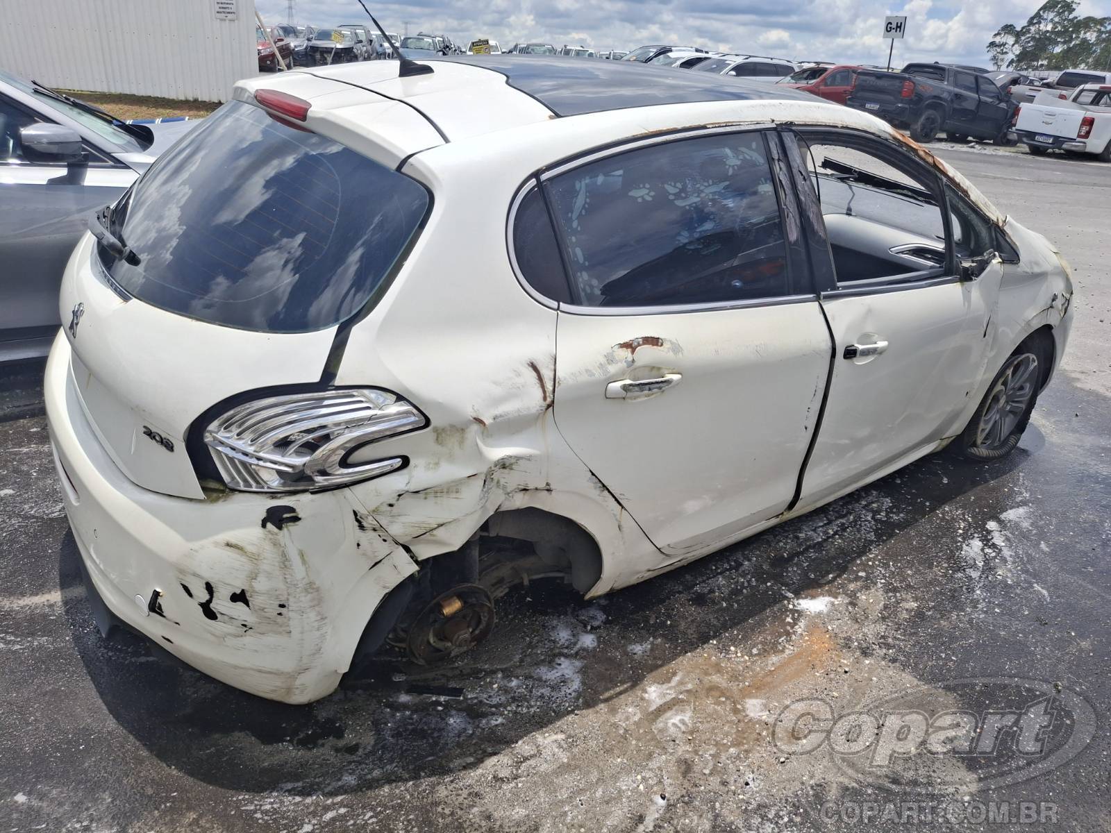 Foto 4: 2014 PEUGEOT 208