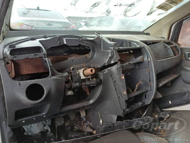 2015 VOLKSWAGEN SPACEFOX 