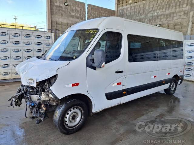 2024 RENAULT MASTER 
