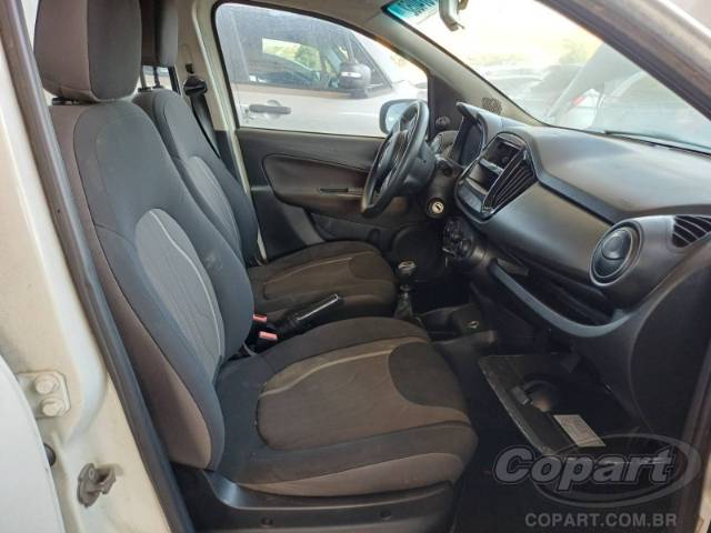 2017 FIAT UNO 