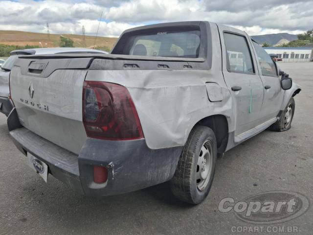 2019 RENAULT DUSTER OROCH 