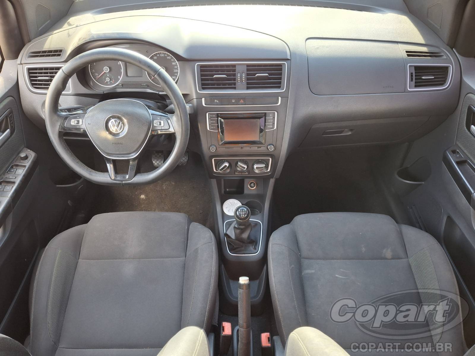 2017 VOLKSWAGEN FOX — foto 9 de 15