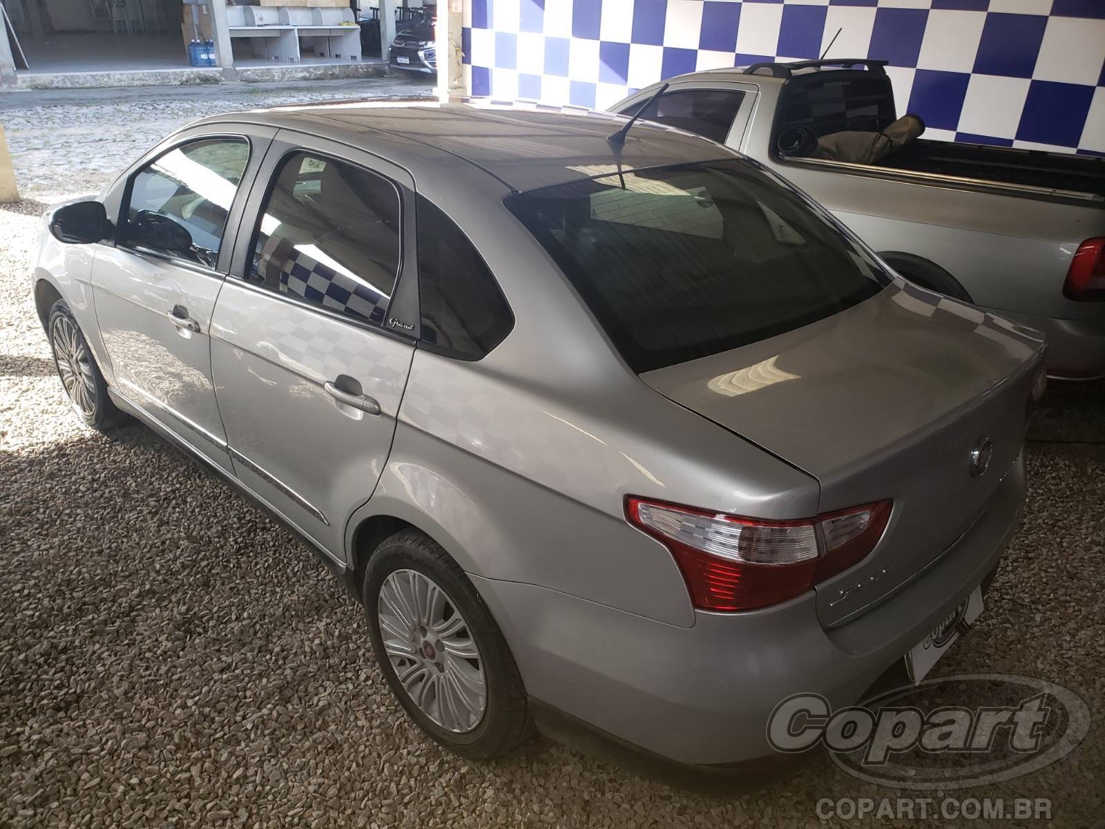 Foto 3: 2014 FIAT GRAND SIENA
