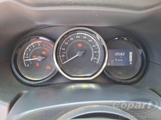 2019 RENAULT DUSTER OROCH 