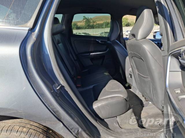 2017 VOLVO XC60 