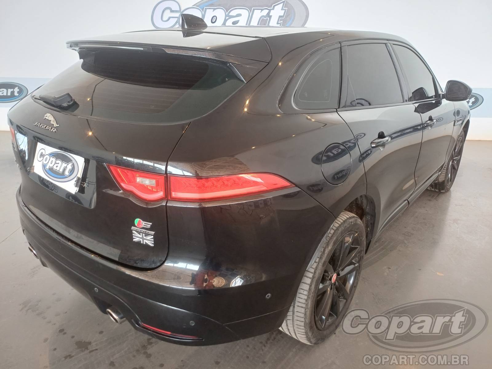 2017 JAGUAR F-PACE — foto 4 de 14