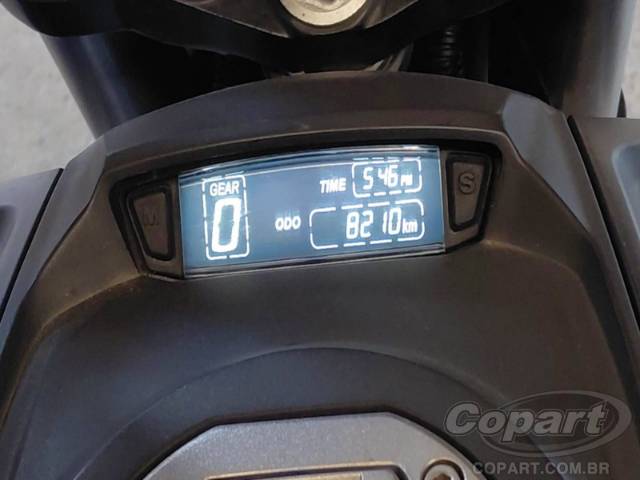 2025 BAJAJ DOMINAR 