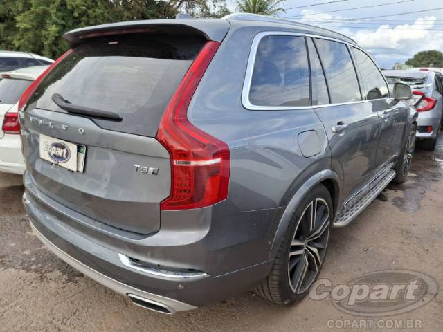 2019 VOLVO XC90 