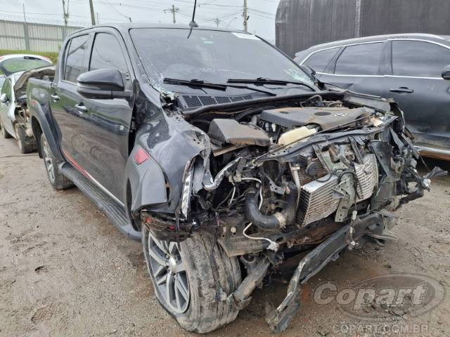 2022 TOYOTA HILUX CD 